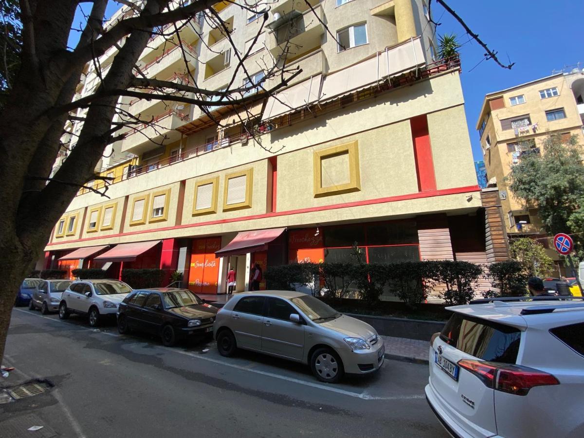 Retreat Apartments Тирана Екстериор снимка