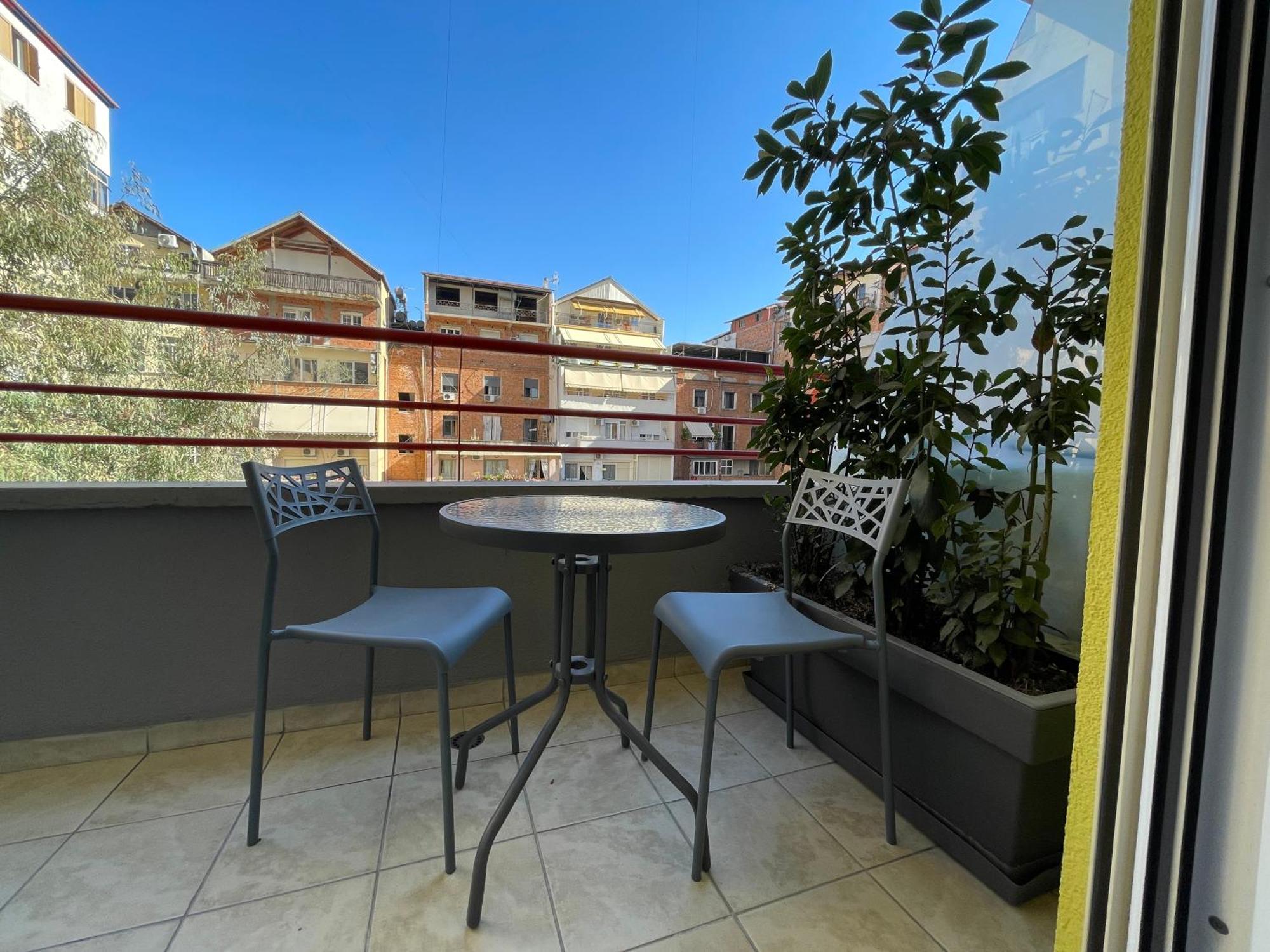 Retreat Apartments Тирана Екстериор снимка